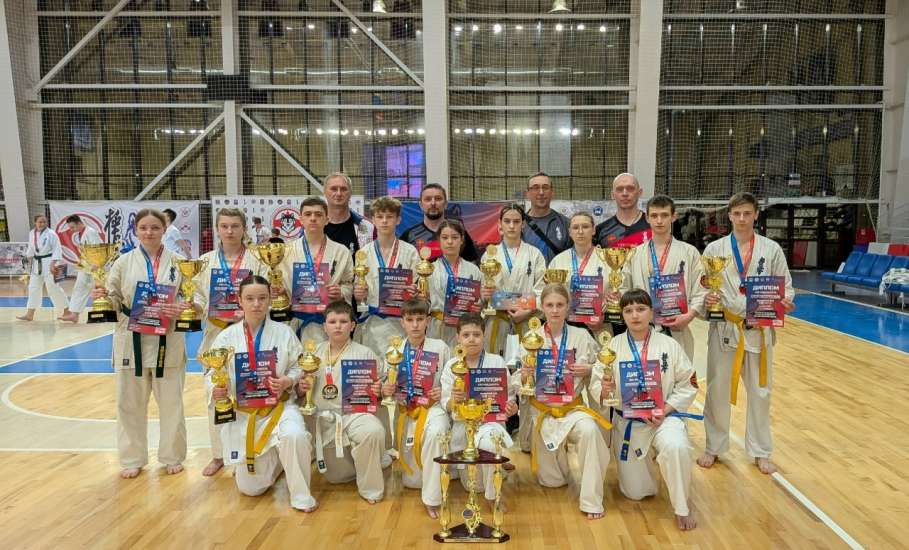 Елецкие спортсмены успешно выступили на турнире &laquo;Тамбовский волк&raquo; по киокусенкай