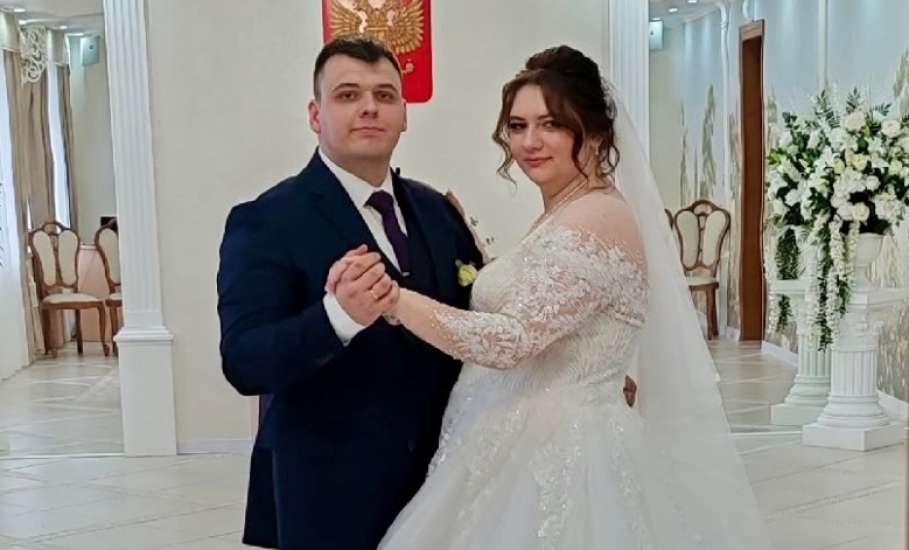 На Руси, издавна, после Пасхи,светлого праздника всех православных, в первое воскресенье проводился праздник Красная горка