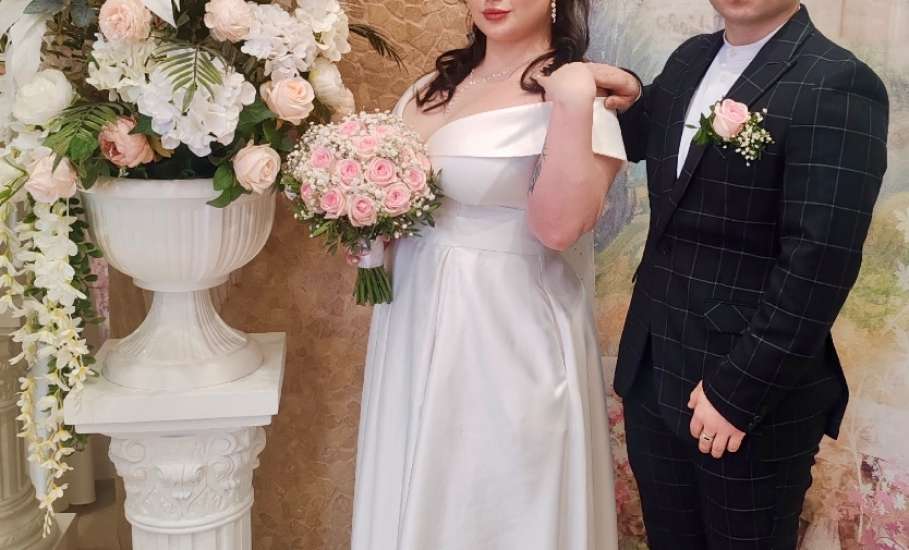 На Руси, издавна, после Пасхи,светлого праздника всех православных, в первое воскресенье проводился праздник Красная горка