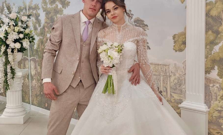 На Руси, издавна, после Пасхи,светлого праздника всех православных, в первое воскресенье проводился праздник Красная горка