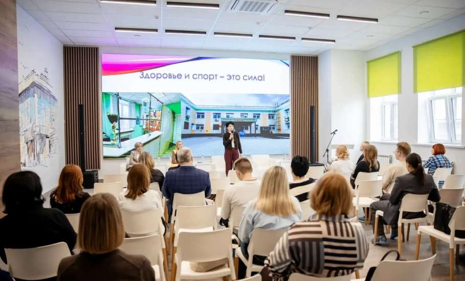 В Ельце состоялся круглый стол представителей медицинской сферы и спорта