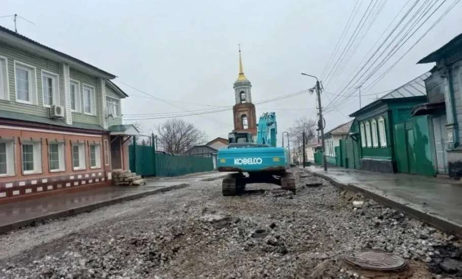 В центре Ельца продолжаются масштабные работы по модернизации сетей