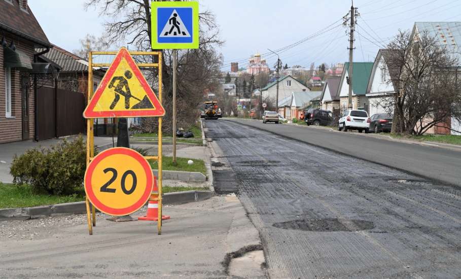 Приступили к активной фазе дорожных работ &ndash; укладке асфальта на улице Новолипецкой