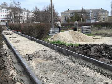 Начался второй этап благоустройства сквера имени В. И. Ленина на улице Привокзальной