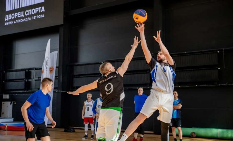 Сегодня дали старт Спартакиаде трудящихся в честь 880‑летия нашего любимого города!