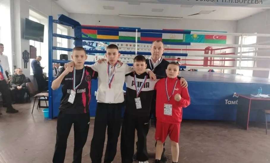 Елецкие боксёры выступили на международном турнире в Тамбовской области