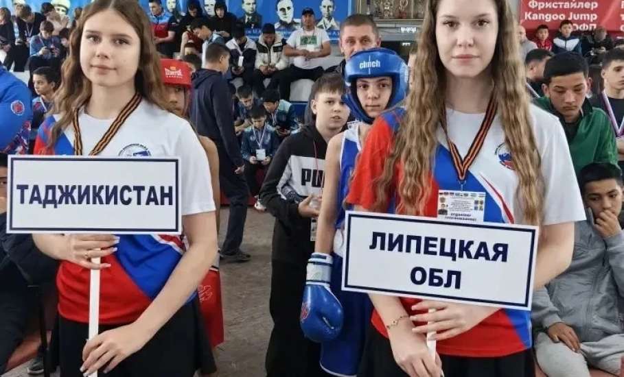 Елецкие боксёры выступили на международном турнире в Тамбовской области