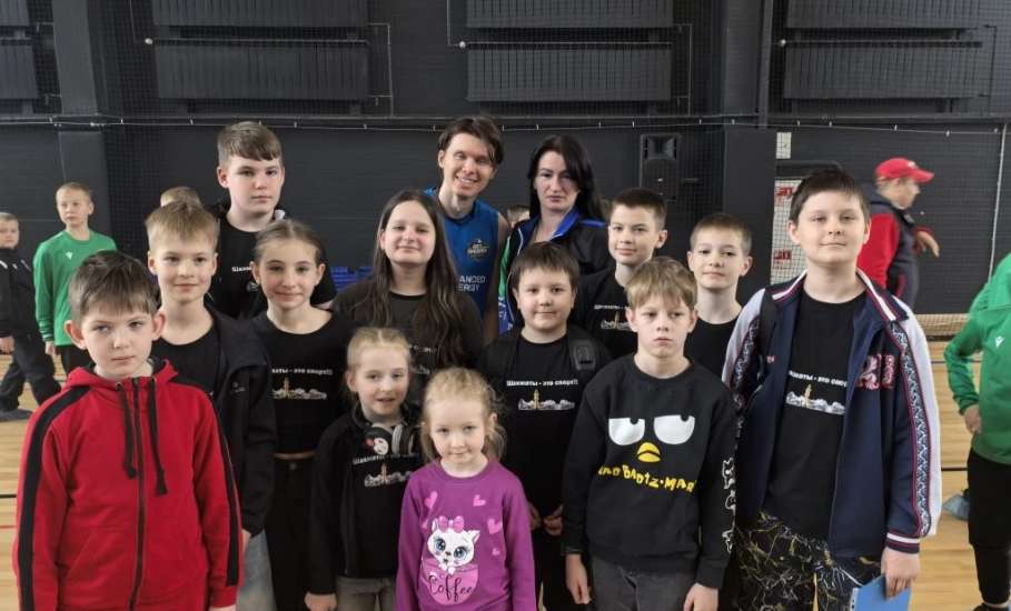 Юные спортсмены спортивной школы №1 с большим интересом и вниманием побывали встрече с участниками телешоу "Титаны"