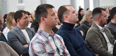В администрации города Ельца прошла встреча с предпринимателями в рамках разъяснений нового закона о русском языке