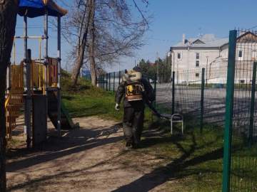 Сегодня в Ельце на лыжной базе уничтожали клещей