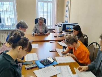 В администрации Ельца снова обсуждали нелегальную занятость