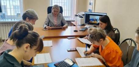 В администрации Ельца снова обсуждали нелегальную занятость