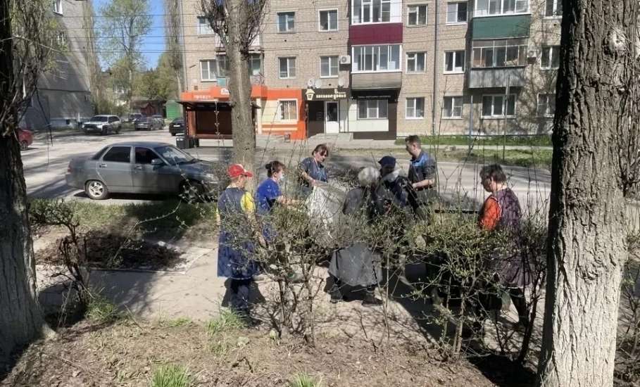 Сегодня солнечный майский день &mdash; а значит, самое время продолжить субботники!