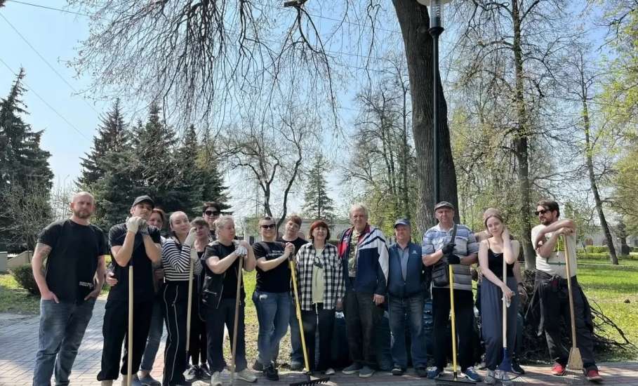 Сегодня солнечный майский день &mdash; а значит, самое время продолжить субботники!