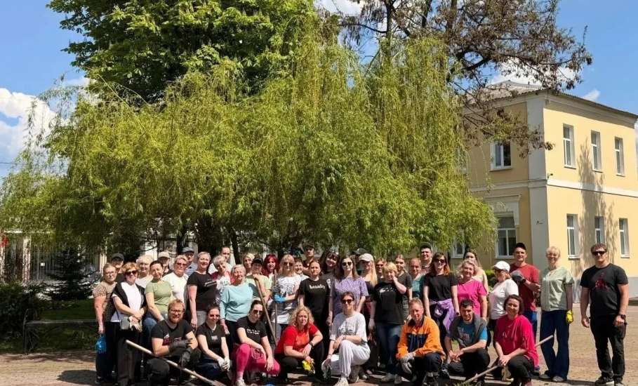 Сегодня солнечный майский день &mdash; а значит, самое время продолжить субботники!