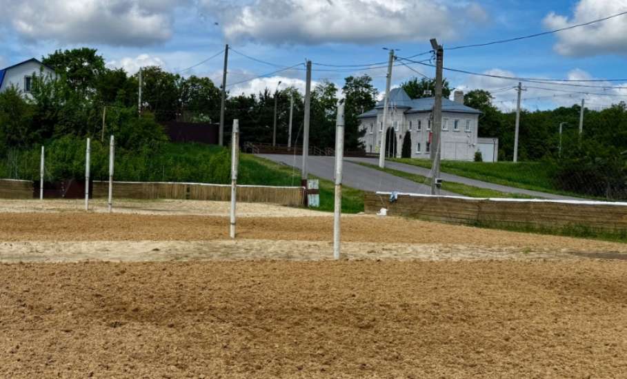 На лыжно-спортивной базе снова людно