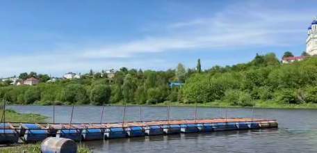 Аварийно-спасательная служба приступила к установке понтонного моста через реку Быстрая Сосна