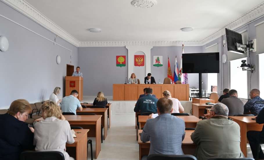 В администрации Ельца состоялось заседание антитеррористической комиссии