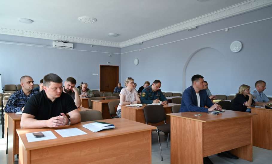 В администрации Ельца состоялось заседание антитеррористической комиссии