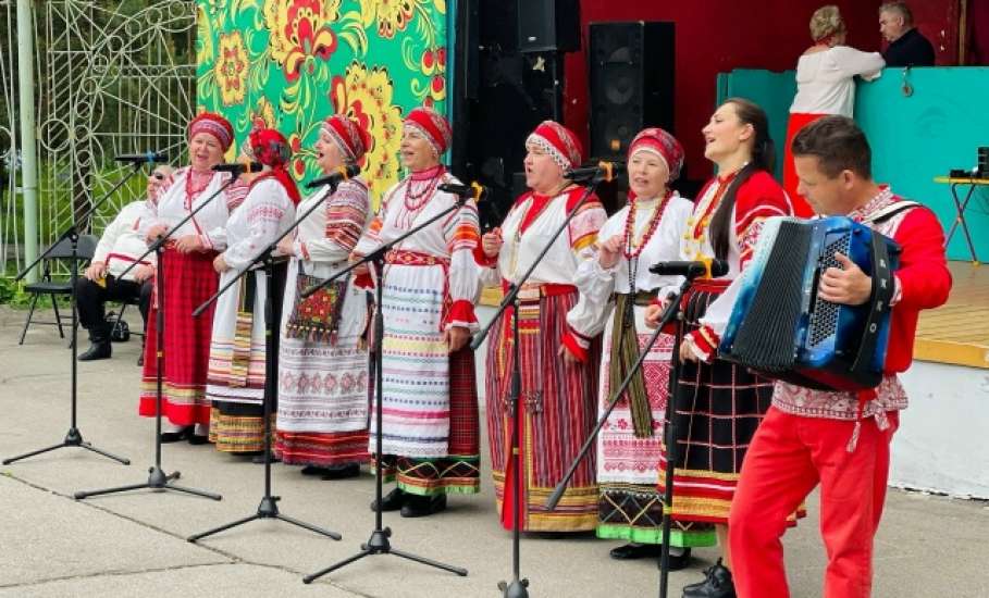 &laquo;Играй, гармонь елецкая!&raquo; &mdash; первый день фестиваля‑конкурса имени Афанасия Матюхина прошёл ярко и душевно!