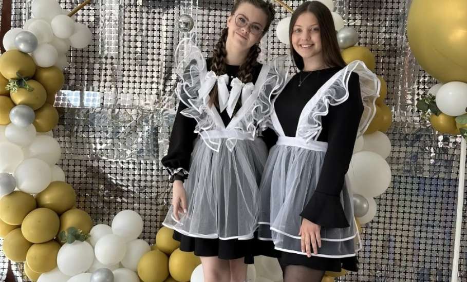 Сегодня по всей стране звучит самый трогательный школьный звонок &mdash; Последний!