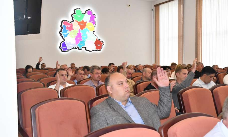 В администрации Елецкого муниципального округа состоялась 9 сессия Совета депутатов 1 созыва