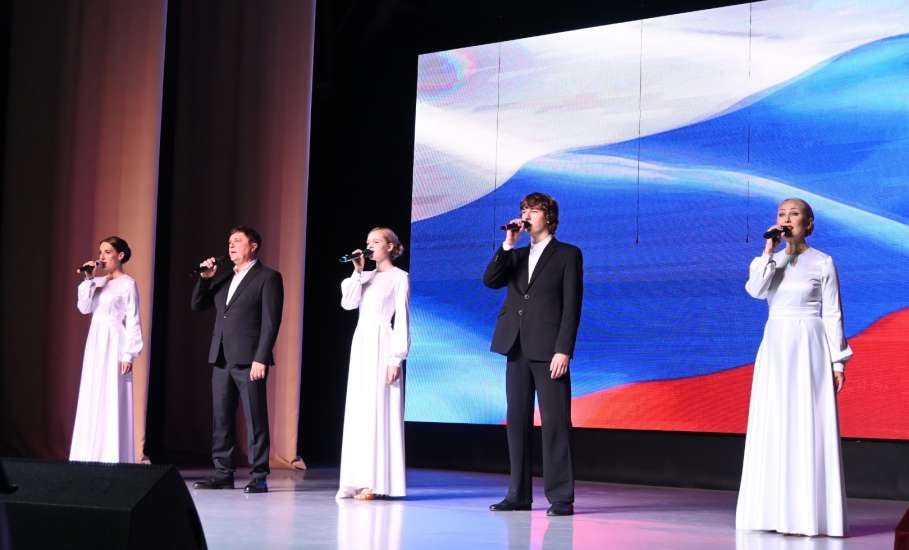 Торжественная церемония посвящения в юнармейцы прошла в Ельце