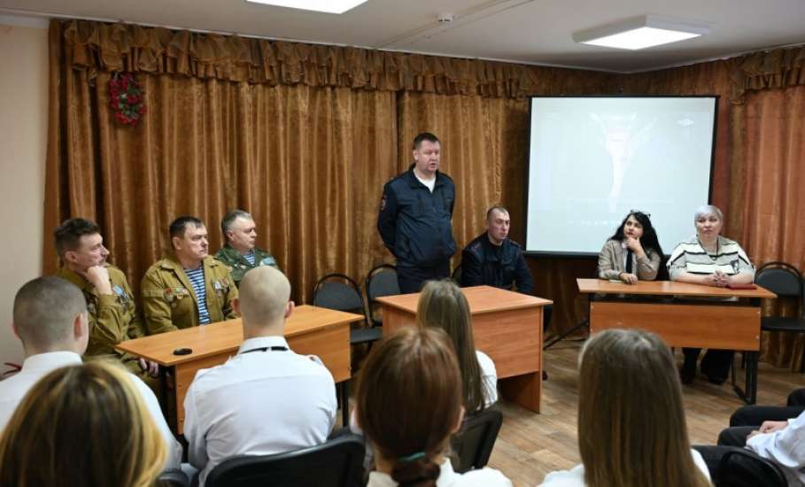 91 год на защите детства: сотрудники ОДН ОМВД России по г. Ельцу отмечают профессиональный праздник