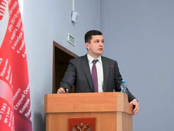 На состоявшейся сегодня сессии Совета депутатов Глава города Вячеслав Жабин представил отчет о деятельности органов местного самоуправления за предыдущий год
