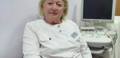 Медицинская сестра Елецкой городской клинической больницы им. Семашко Половинкина Любовь Александровна больше полувека в профессии