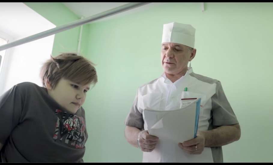 Что делать, если у ребёнка хрупкие как хрусталь кости? Доктор Махач Алиев из Ельца знает &ndash; нужно стать его ангелом-хранителем