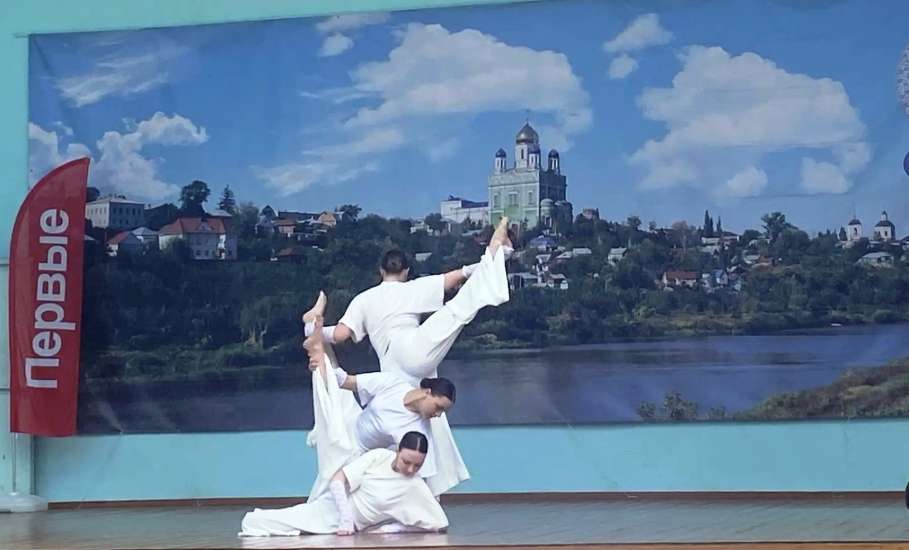 В Ельце прошел танцевальный фестиваль-конкурс &laquo;Твое время&raquo;, организованный Центром молодёжи города Ельца