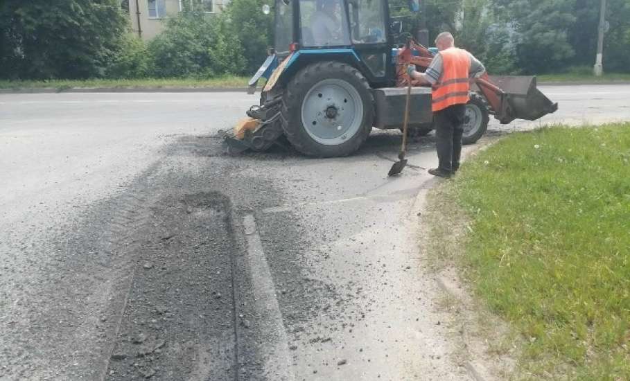 Подрядчик завершил укладку горячего асфальта на ул. Допризывников