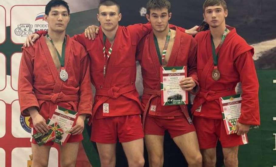 Замечательная спортивная династия ГБУ ДО ЛО "СШОР Локомотив"!