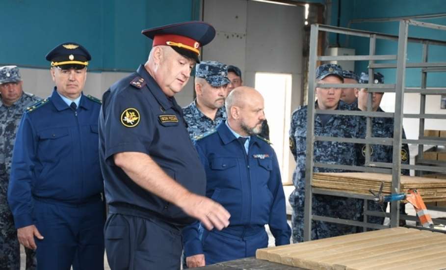 Заместитель прокурора Липецкой области посетил ИК-4 в Ельце