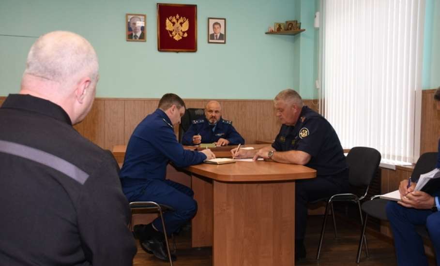 Заместитель прокурора Липецкой области посетил ИК-4 в Ельце