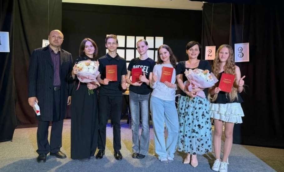 3 июня на театральном отделении Детской школы искусств им. Л. С. Соколовой прошёл итоговый показ выпускников по предмету&laquo;Исполнение роли в сценической постановке&raquo;