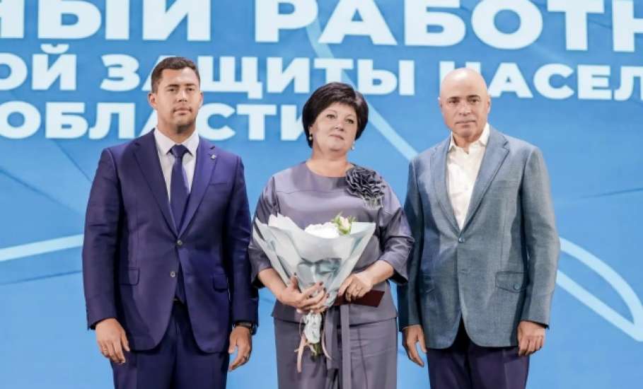 Депутат Государственной думы от Липецкой области Татьяна Дьяконова поздравила соцработников с профессиональным праздником