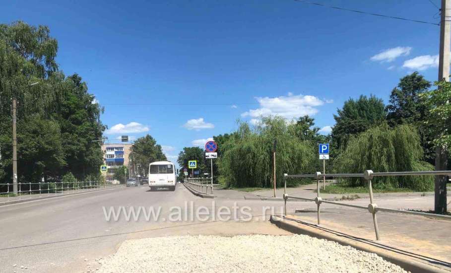 По улице Героев убрали ограждения с аварийного участка дороги! Будьте осторожны!