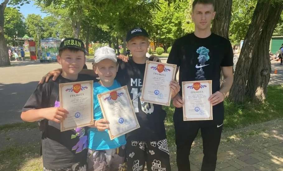 В Ельце состоялась круглогодичная дворовая спартакиада &laquo;Добрыня&raquo;