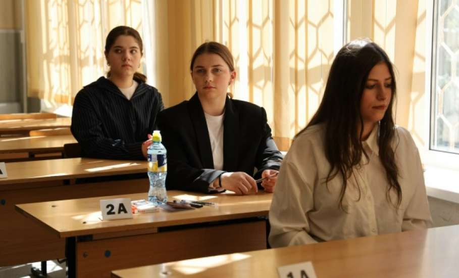 В Липецкой области более 12,5 тысяч девятиклассников сдают ОГЭ по русскому языку