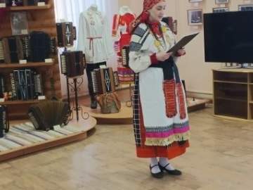 Уважаемые ельчане!  19 июня Музей народных ремесел и промыслов принимает посетителей с 14.00