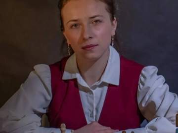 Елизавета Мешкова и Мария Самсонова, выпускницы нашего лицея №5, сдали ЕГЭ по математике профильного уровня на 100 баллов!