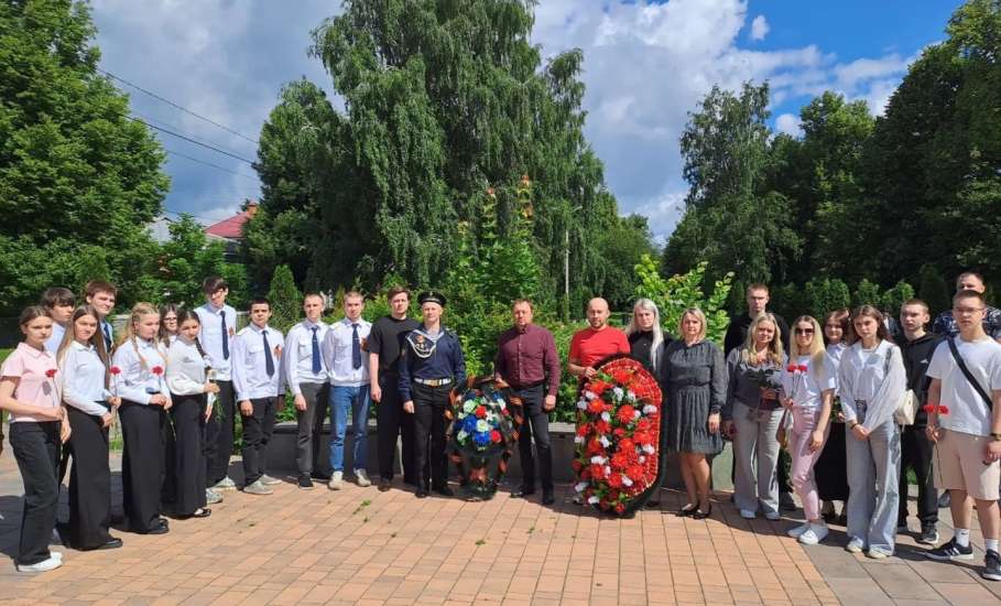 В Ельце почтили память предков