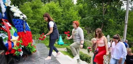 В Ельце почтили память предков