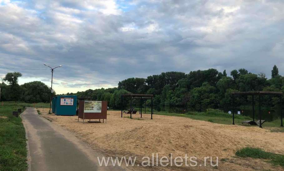 Состояние городского пляжа в Ельце