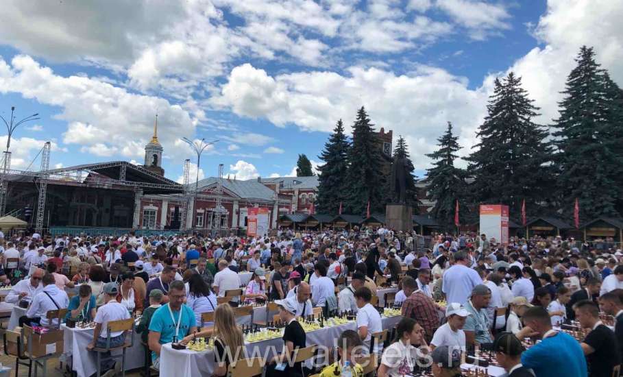 Рекорд России сегодня установлен в Ельце!