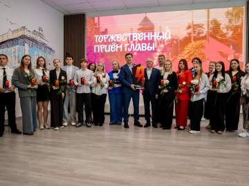 Глава города Ельца встретился со студентами нашего города