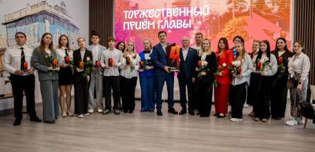 Глава города Ельца встретился со студентами нашего города