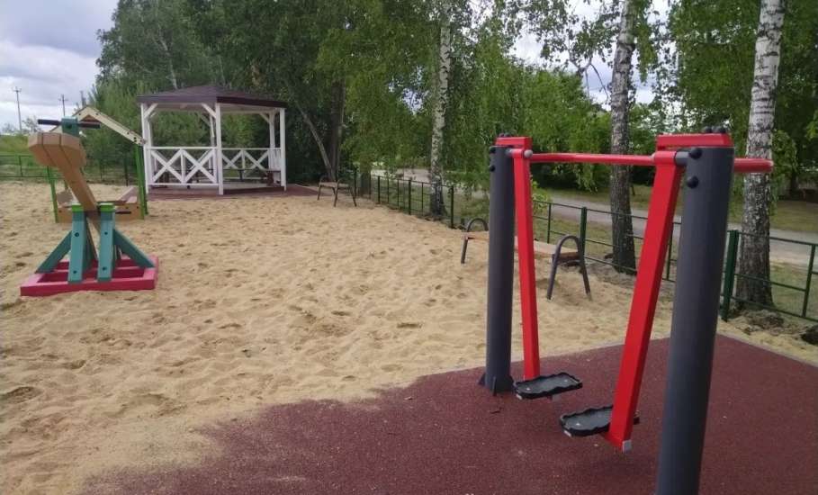 В Елецком районе обустроены детские спортивно-игровые площадки